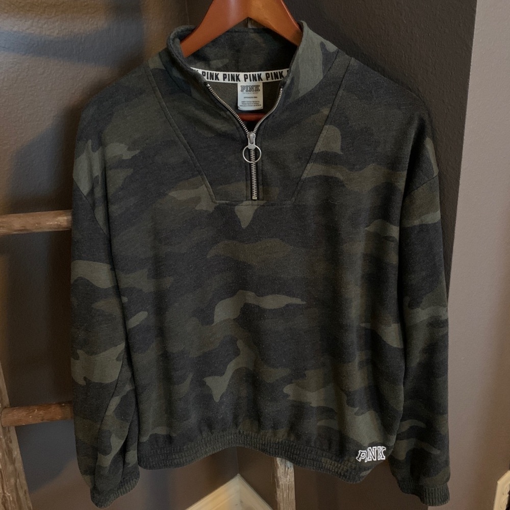 PINK camp half zip